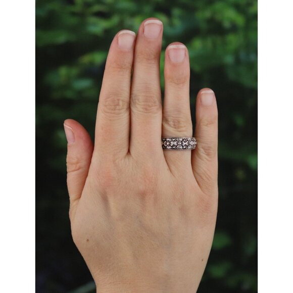 Sterling Silver Flower and Marcasite Band Ring Size 7 3/4 - Picture 2 of 7